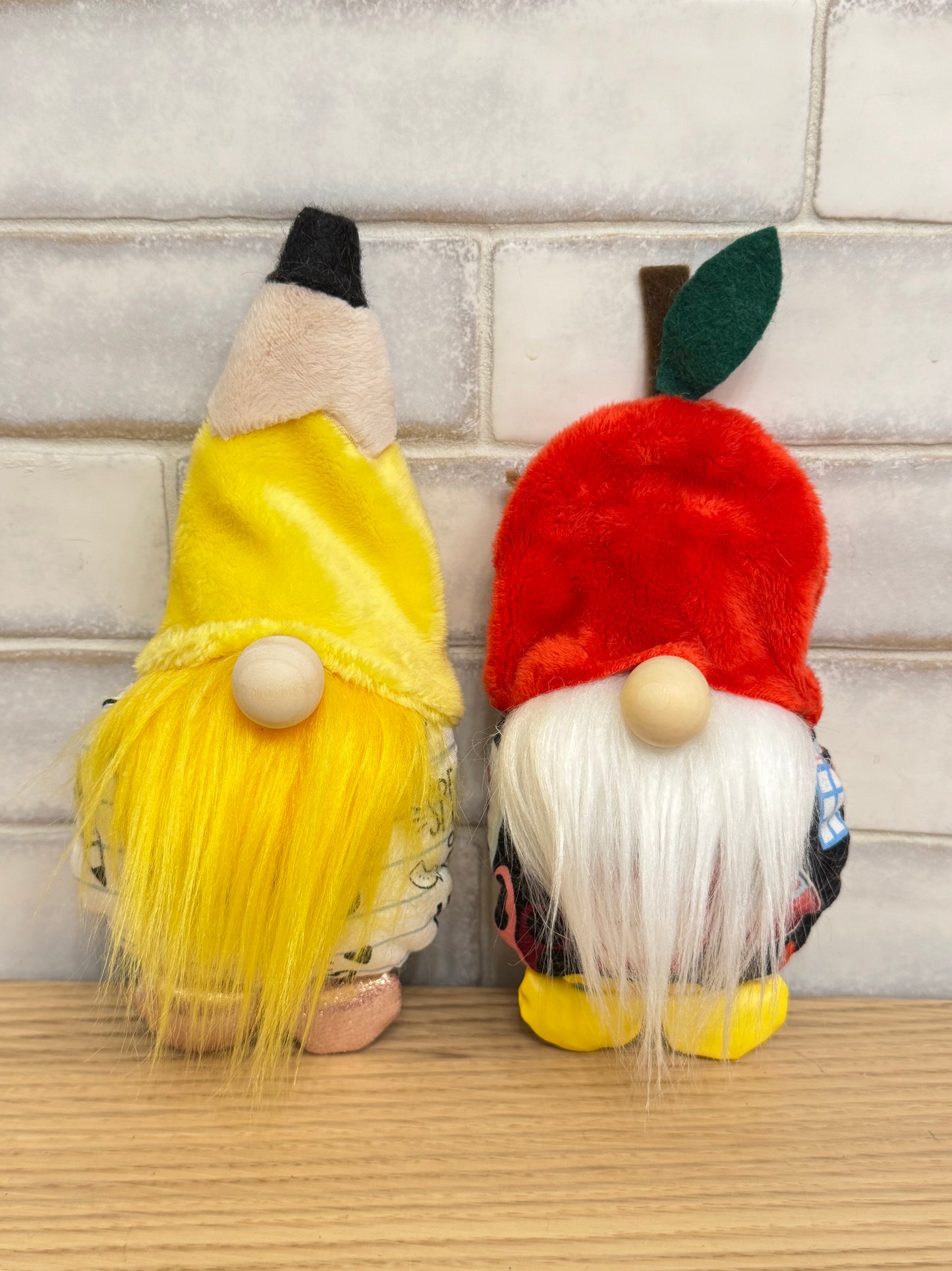 Mini school gnomes
