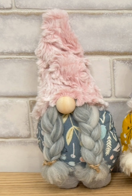 Mini gnomes