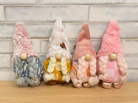 Mini gnomes