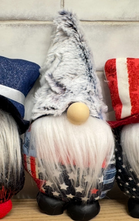 Mini gnomes