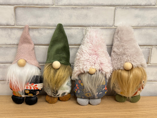 Mini gnomes